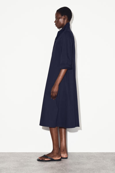 COS ボリュームのあるマキシシャツドレス