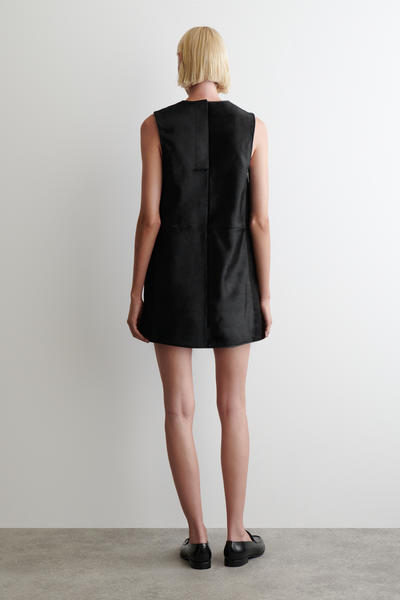 COS ポニーヘアミニドレス