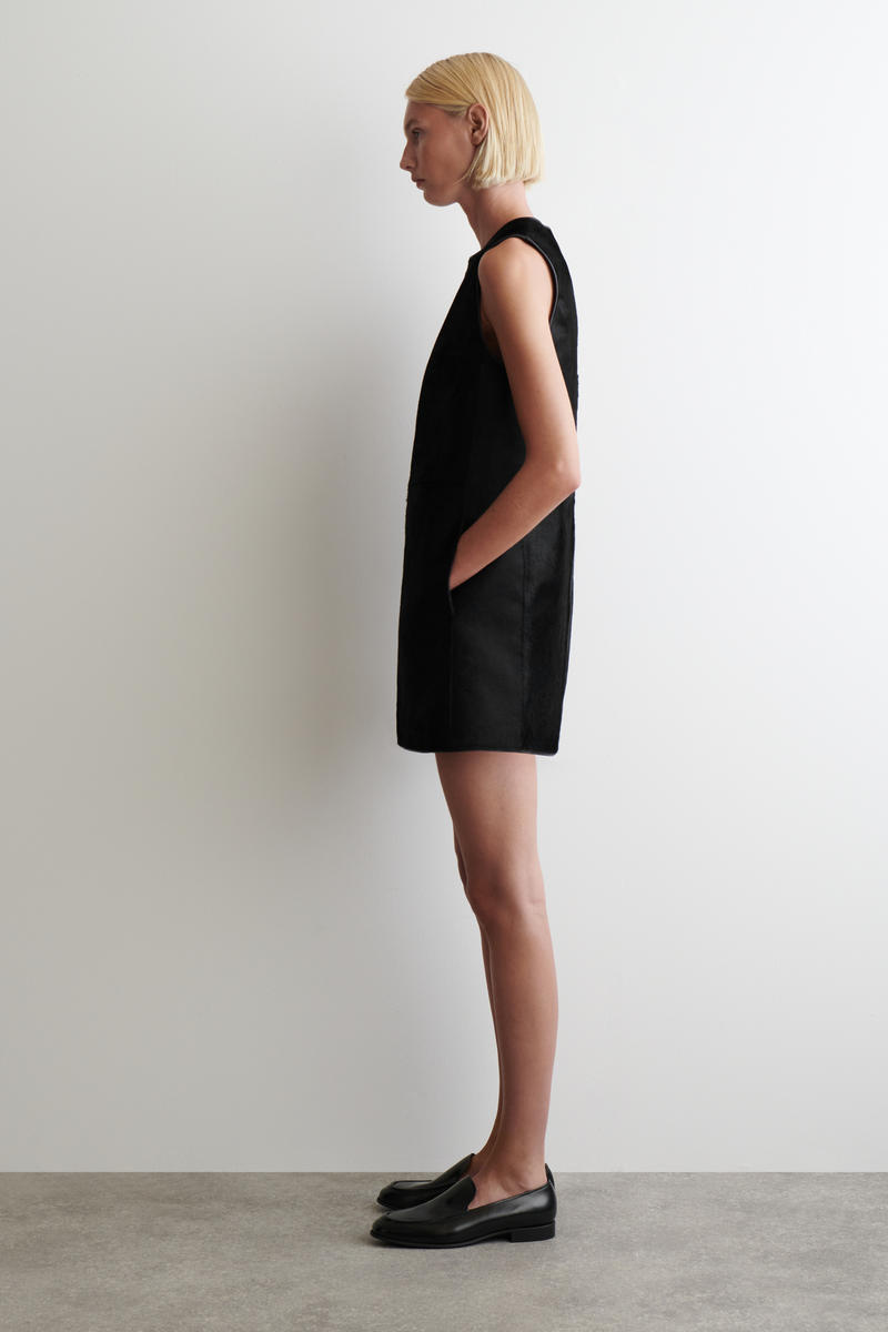 COS ポニーヘアミニドレス