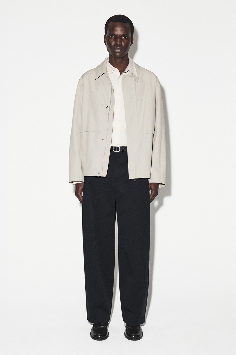 COS ワイドレッグコットンパンツ