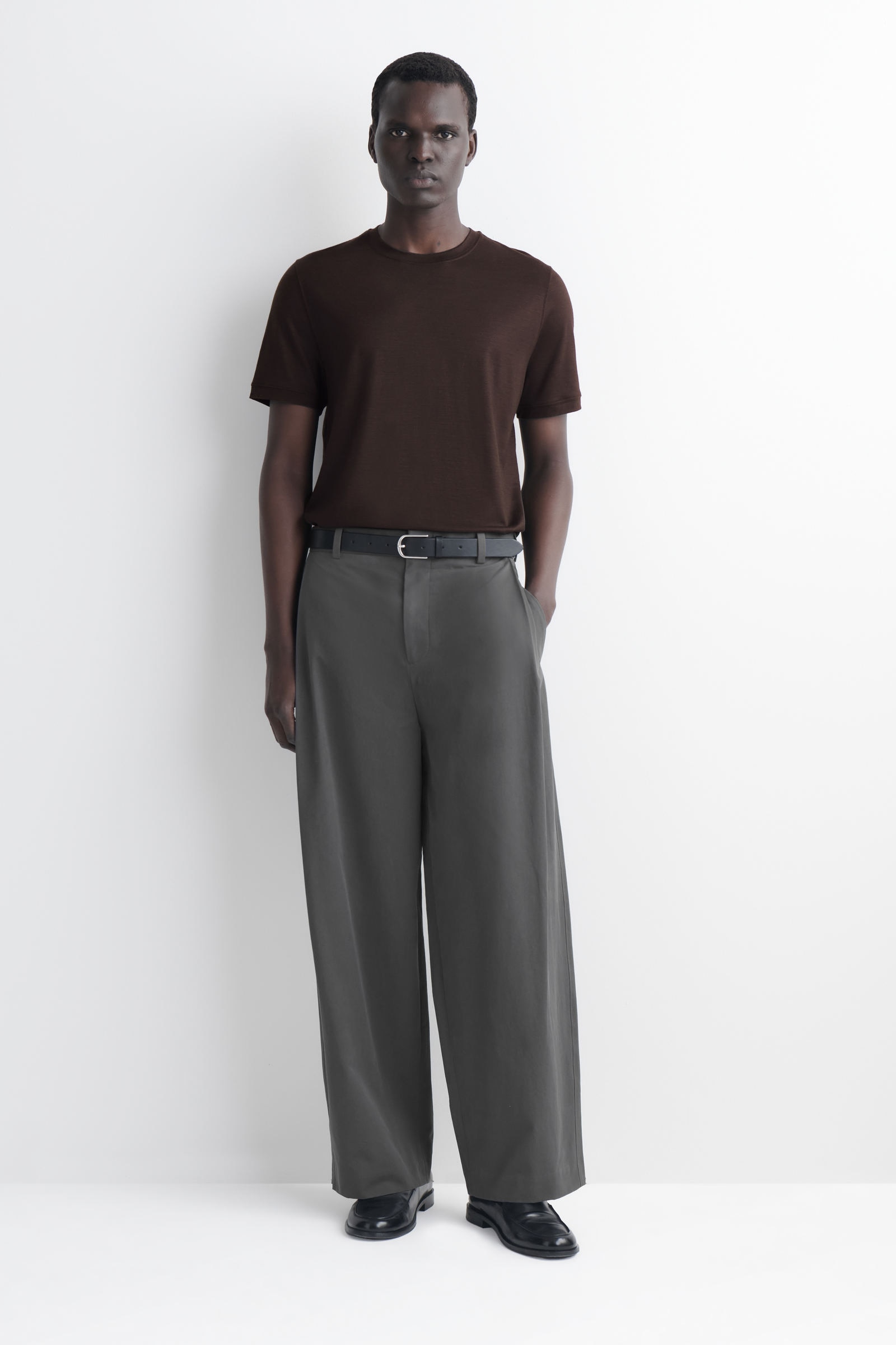WIDE-LEG COTTON TROUSERS ワイドレッグコットンパンツ グレー｜COS