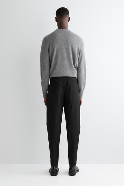 COS コットンストレートレッグチノ