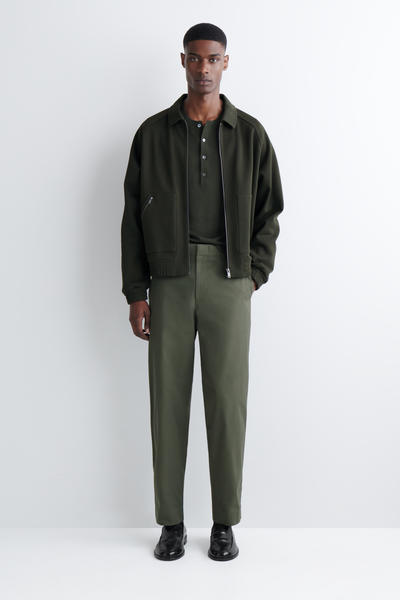 COS コットンストレートレッグチノ