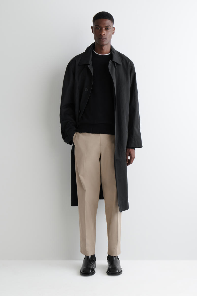 COS コットンストレートレッグチノ