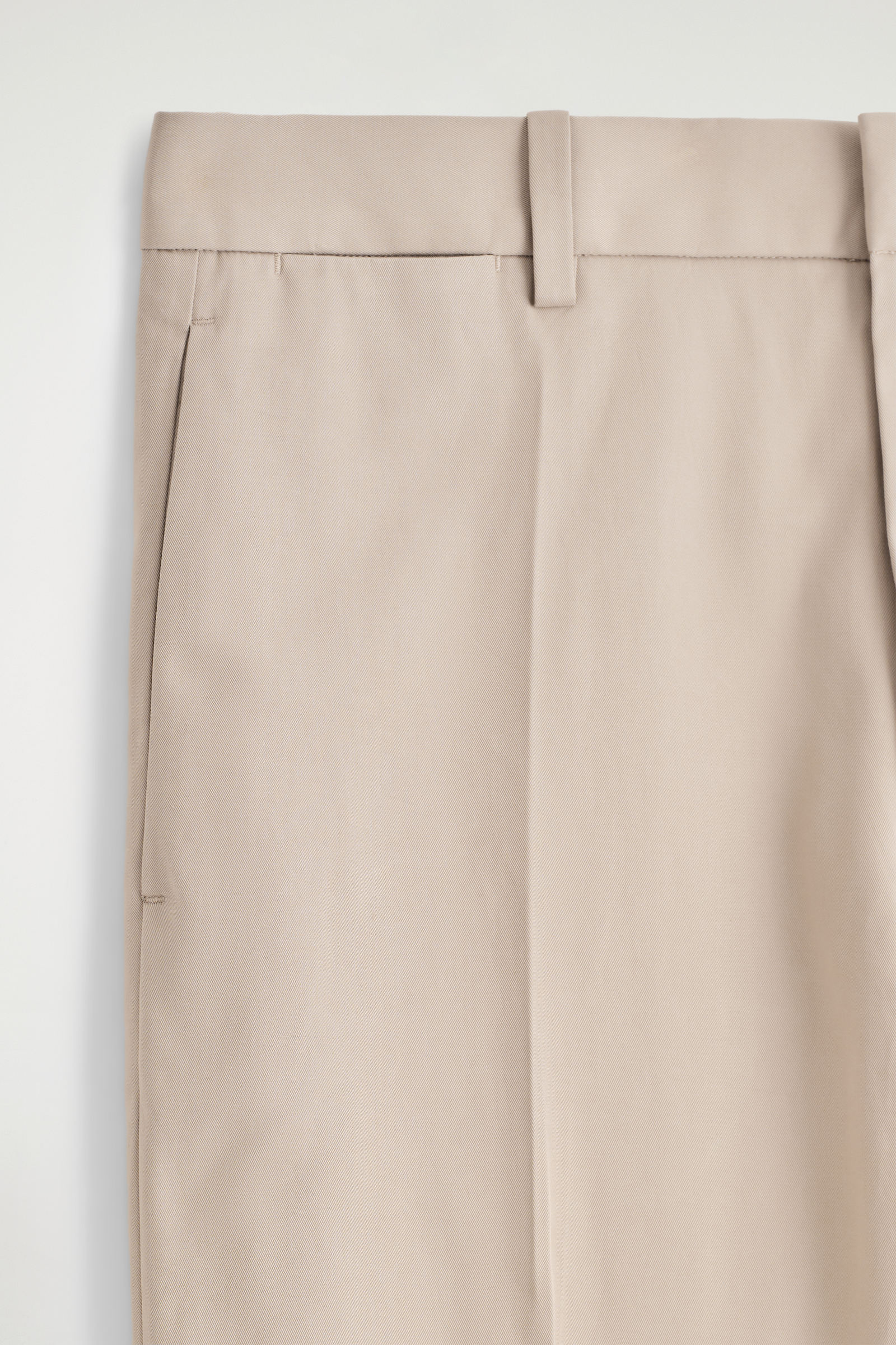 COTTON STRAIGHT-LEG CHINOS コットンストレートレッグチノ ベージュ