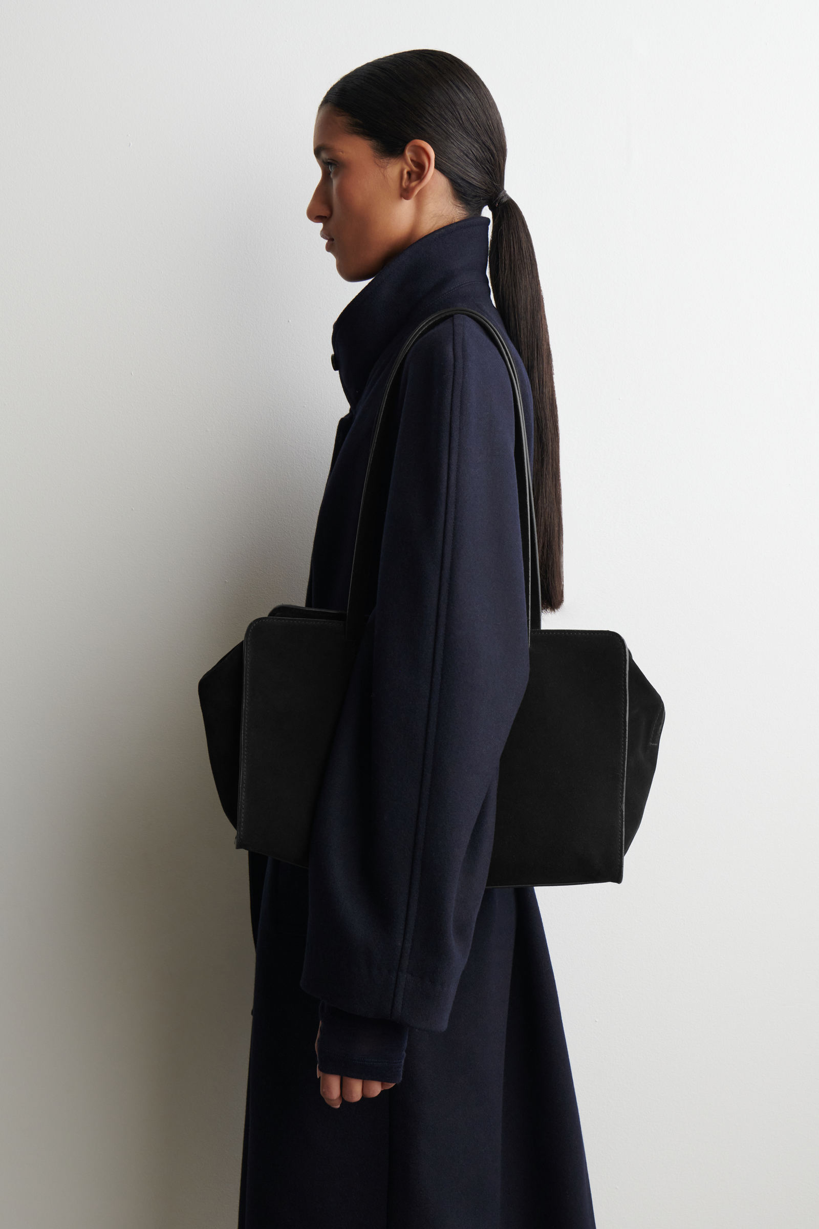 MARAIS BOWLING BAG - SUEDE マレ ボウリングバッグ - スエード