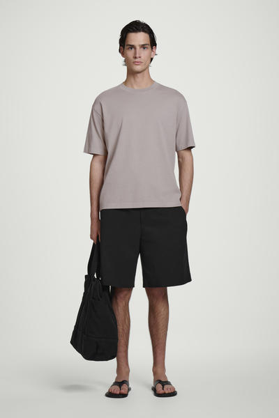 COS オーバーサイズ ライトウェイトコットンTシャツ