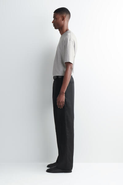 COS リラックスライトウェイトコットンTシャツ