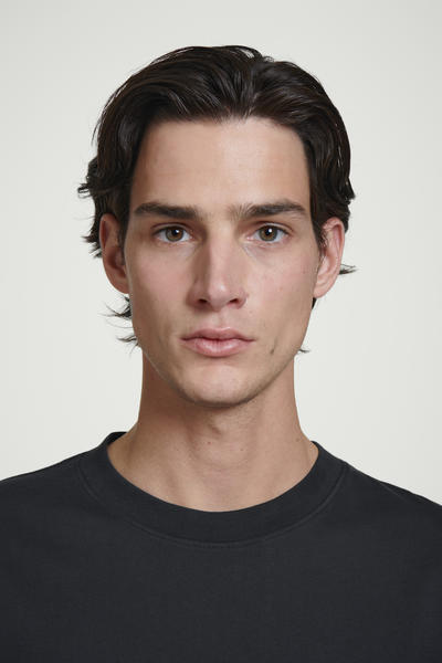 COS オーバーサイズ ライトウェイトコットンTシャツ