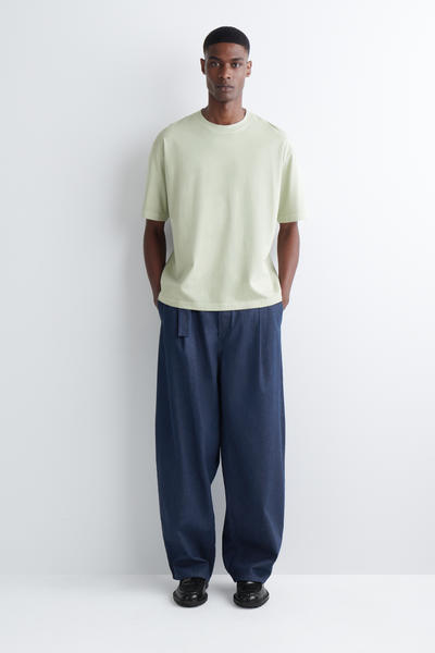 COS リラックスライトウェイトコットンTシャツ