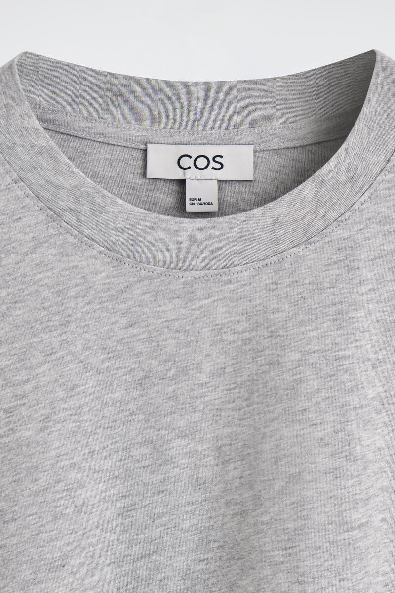 COS リラックスライトウェイトコットンTシャツ