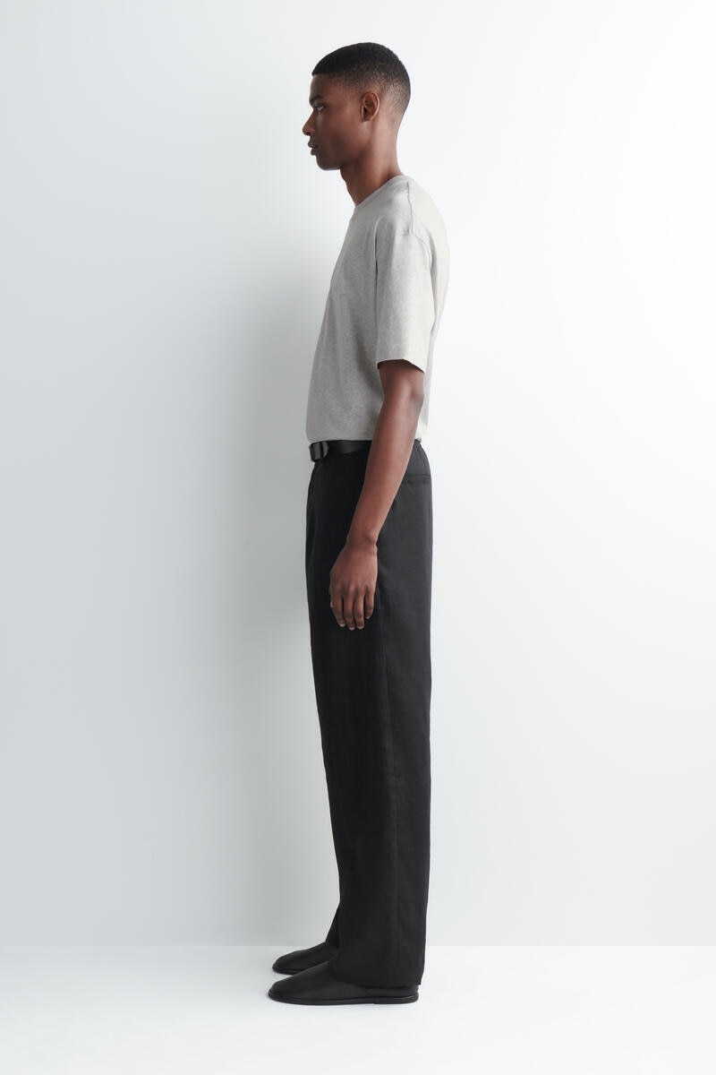 COS リラックスライトウェイトコットンTシャツ