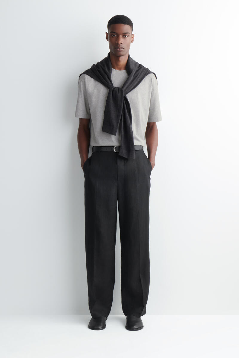 COS リラックスライトウェイトコットンTシャツ