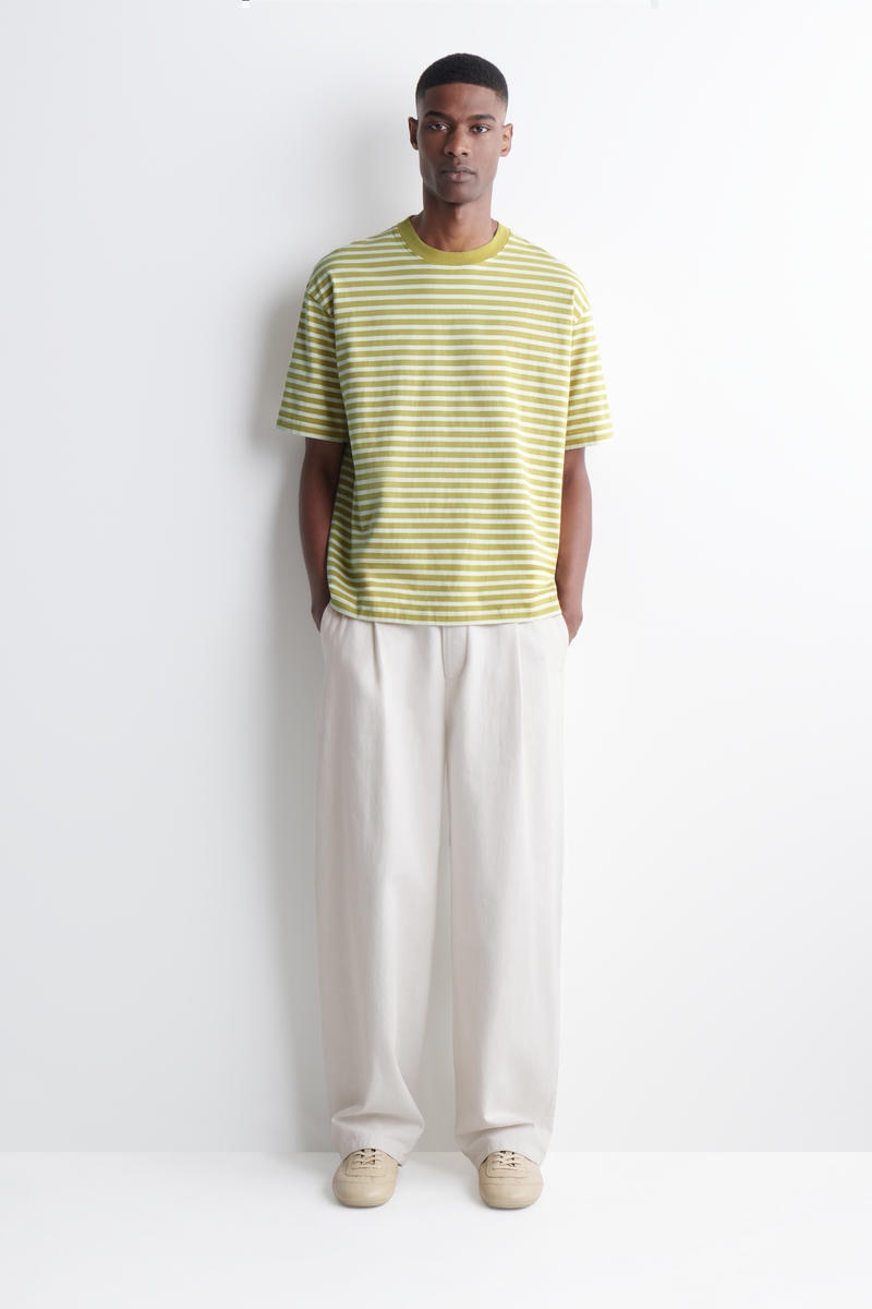 COS オーバーサイズ ライトウェイトコットンTシャツ