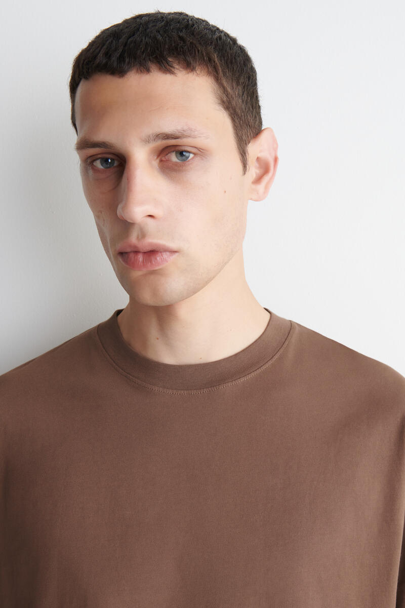 COS オーバーサイズ ライトウェイト コットンTシャツ