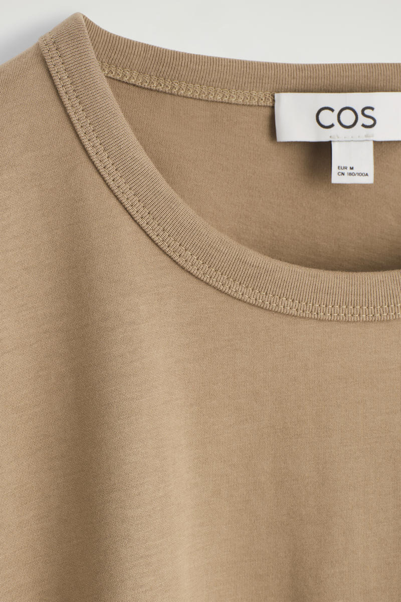 COS 起毛コットンTシャツ