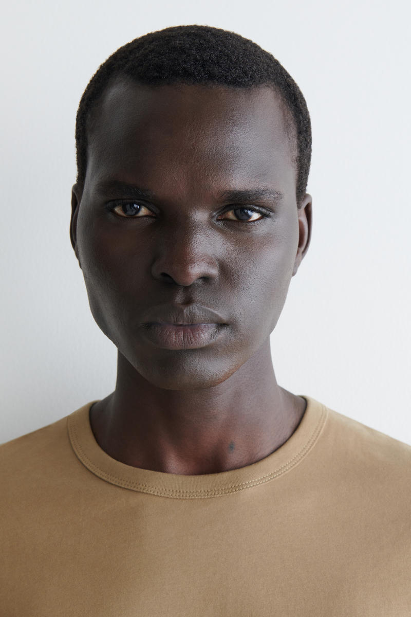 COS 起毛コットンTシャツ