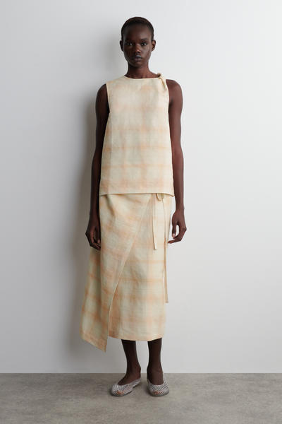 COS チェックツイストショルダートップス