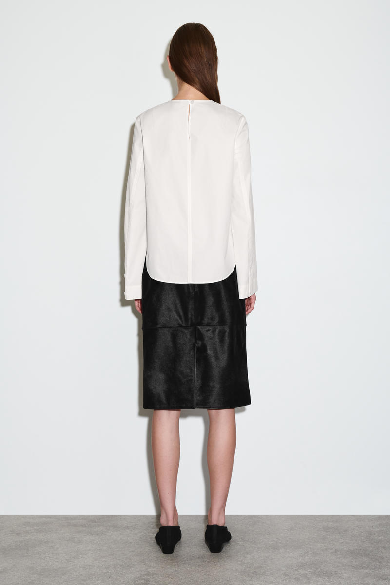 COS カーブヘムコットンブラウス