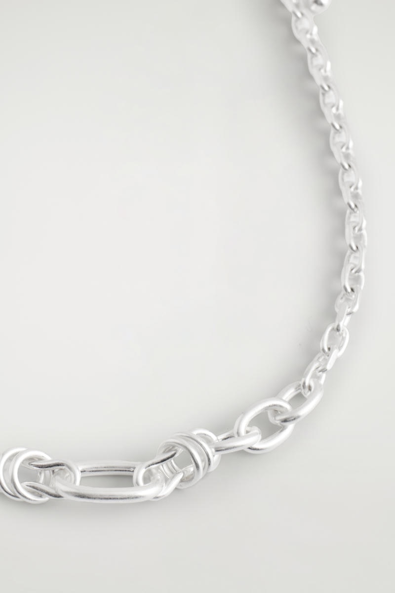 COS ミスマッチチェーンネックレス