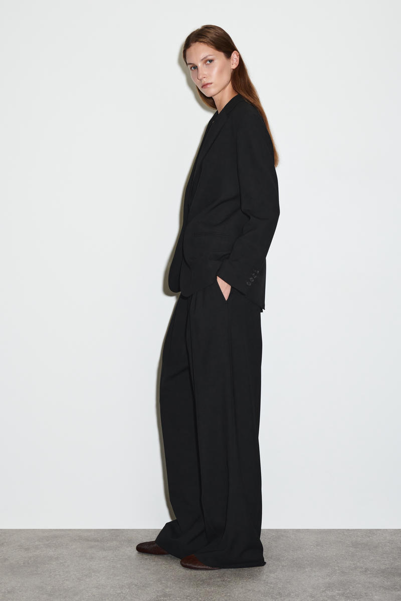 MERINO WOOL-BLEND BLAZER メリノウールブレンドブレザー ブラック