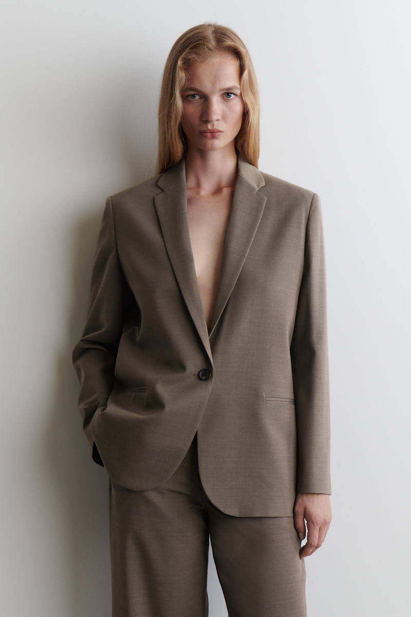 COS メリノウールブレンドブレザー