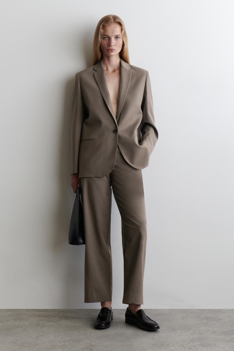 COS メリノウールブレンドブレザー