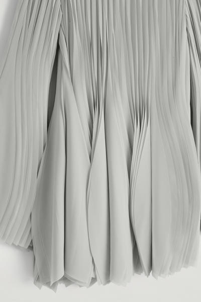 COS ペタルミニドレス