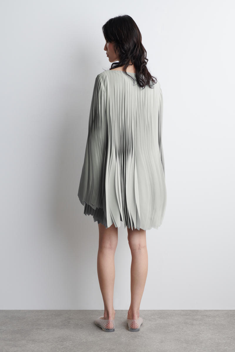 COS ペタルミニドレス