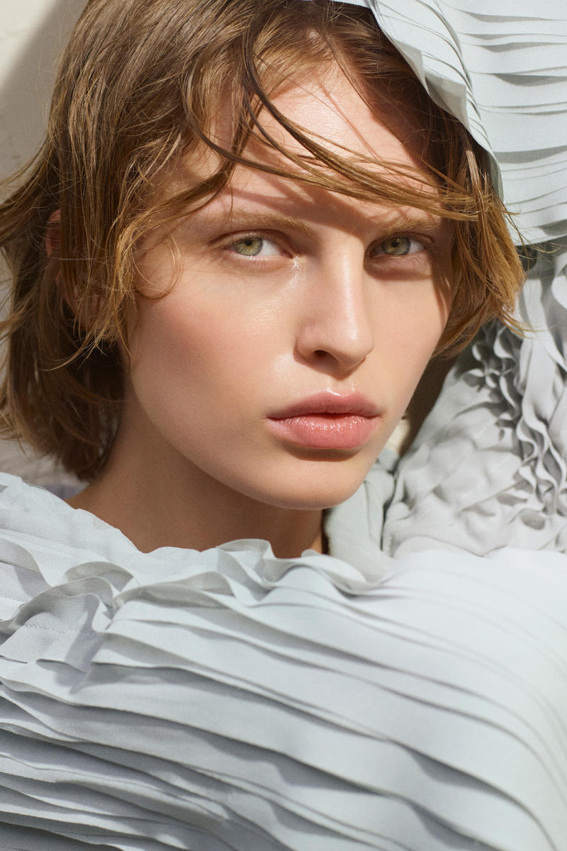 COS ペタルミニドレス