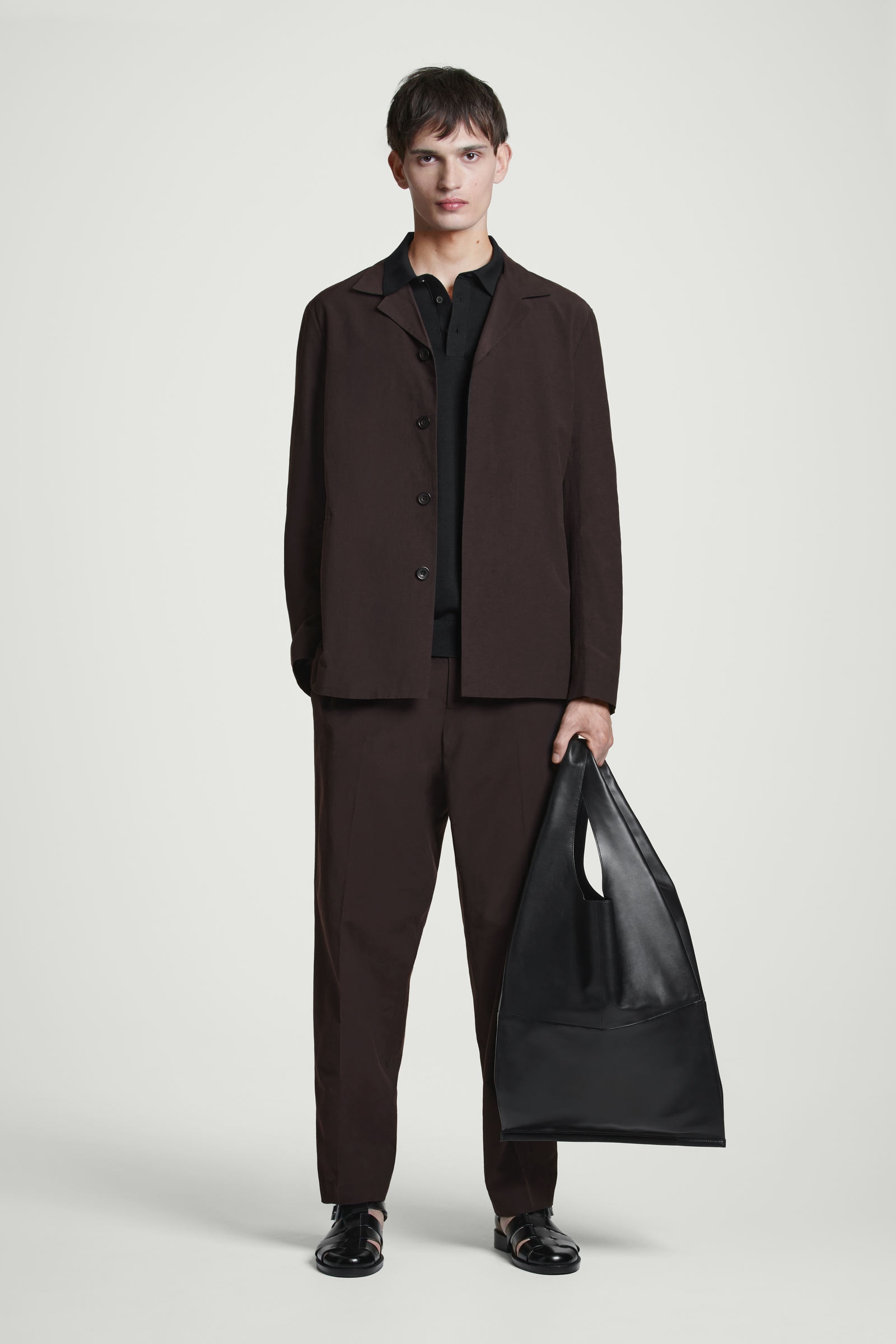 SLOUCHY TOTE BAG - LEATHER SLOUCHYトートバッグ - レザー ブラック 