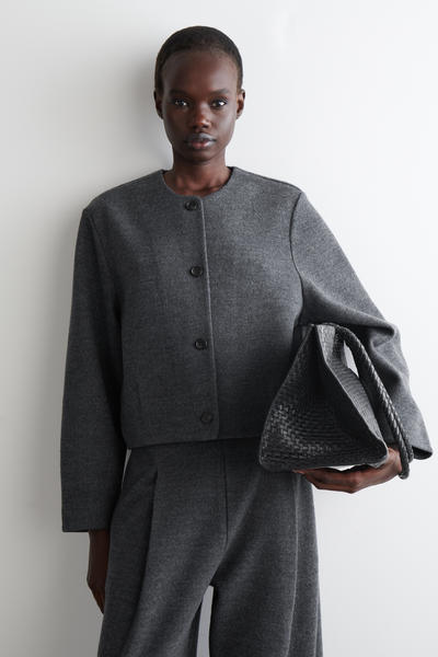 COS ボイルドメリノウールカーディガン