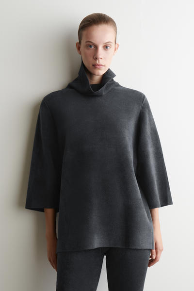 COS シェニールニット ファンネルネックセーター