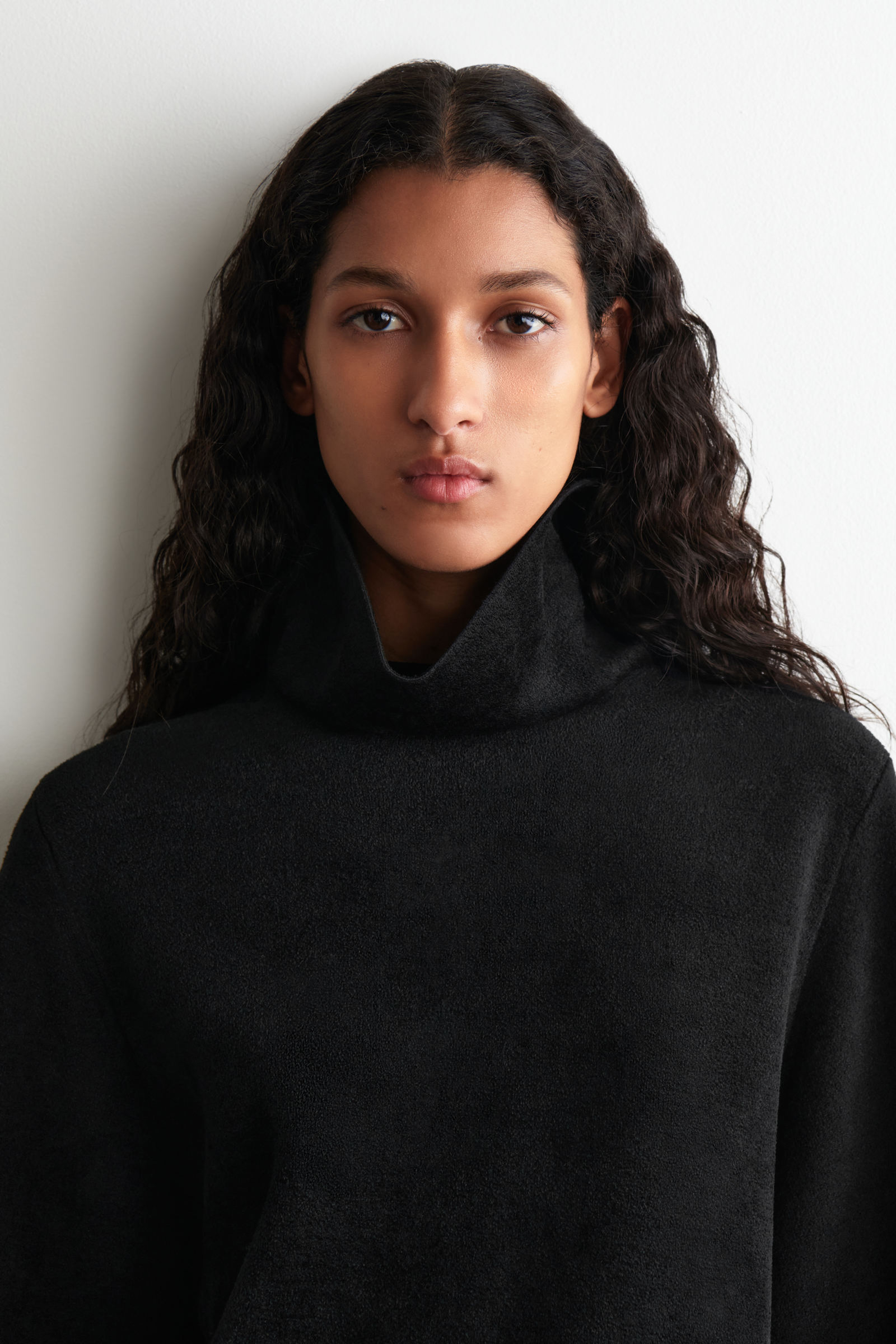 CHENILLE-KNIT FUNNEL-NECK JUMPER シェニールニット ファンネルネック