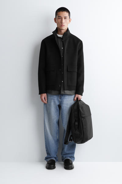 COS トラベルバッグパック-ナイロン