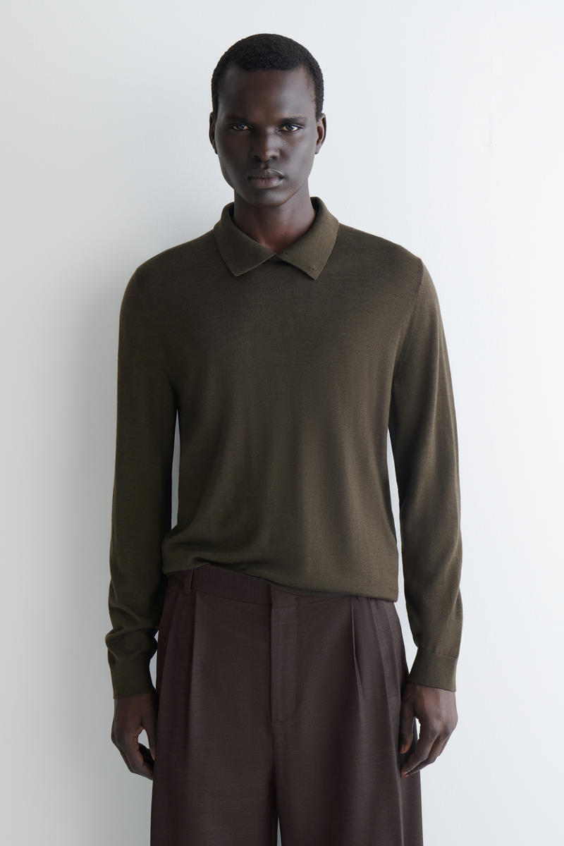 MERINO WOOL BUTTON-COLLAR JUMPER メリノウール ボタンカラー