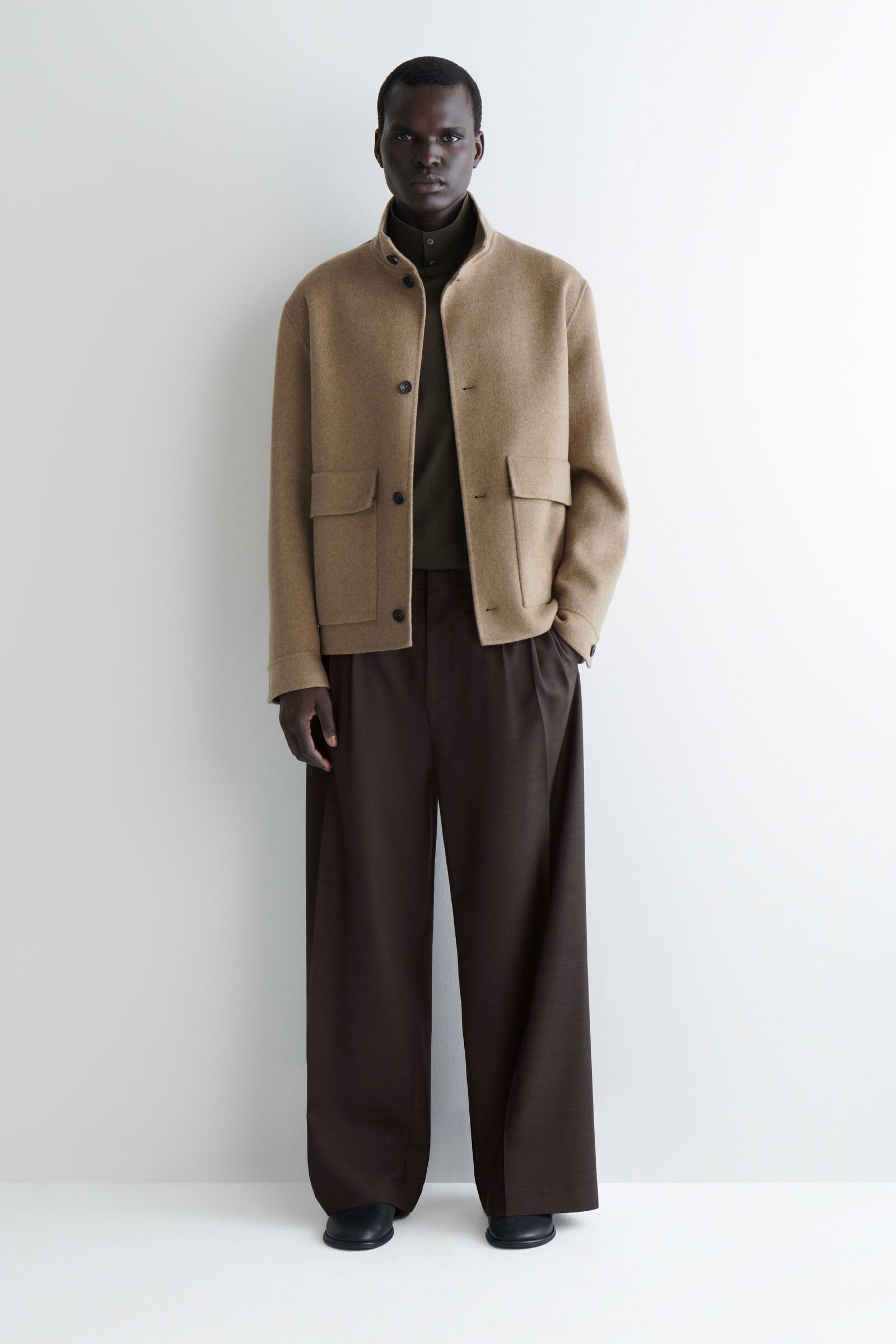 COS メリノウール ハリントンジャケット ブラウン ジップアップブルゾン MERINO WOOL BUTTON-COLLAR JUMPER メリノウール ボタンカラー