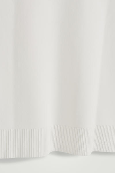 COS オーバーサイズボートネックセーター