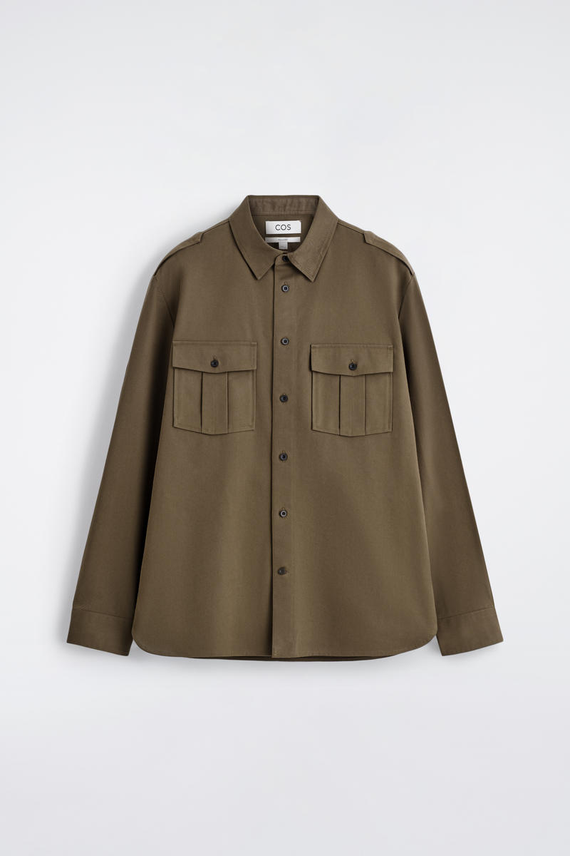 COS エポレットディテール綿シャツ