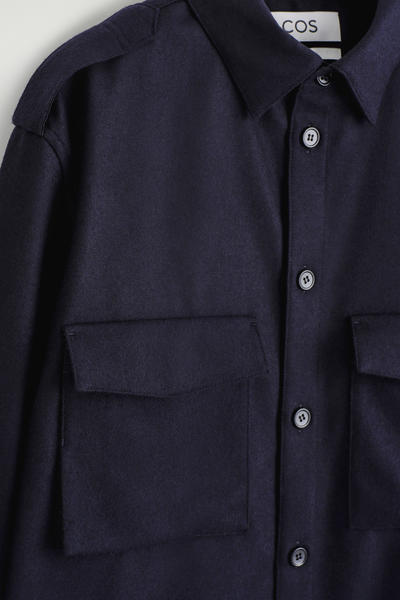 COS ボタンダウンカラーウールシャツ