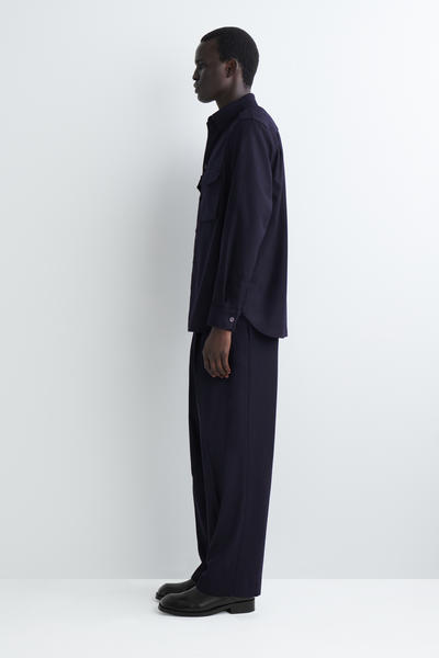 COS ボタンダウンカラーウールシャツ