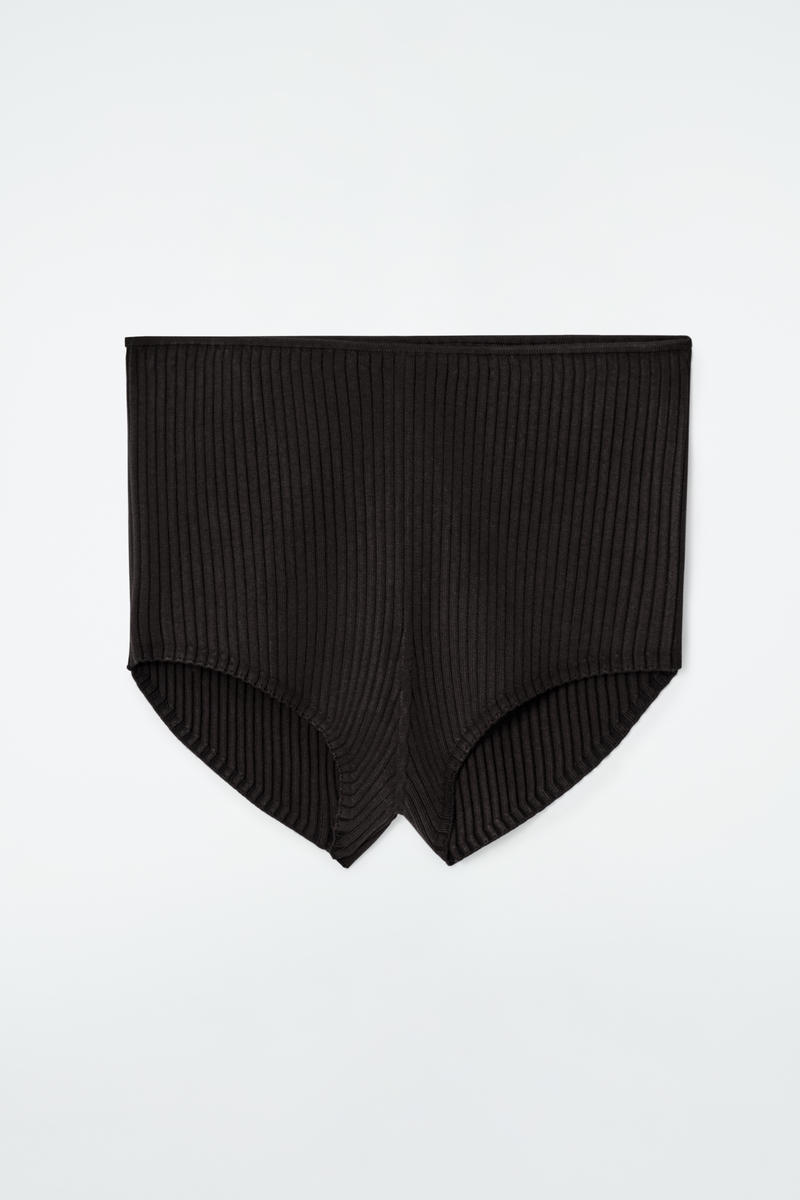 COS リブニットシルクマイクロショートパンツ