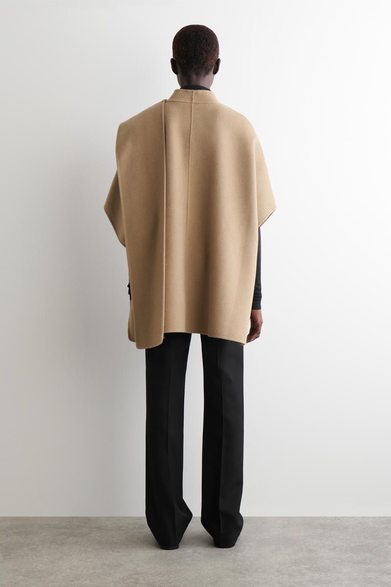 COS ダブルフェイスウールスカーフケープ