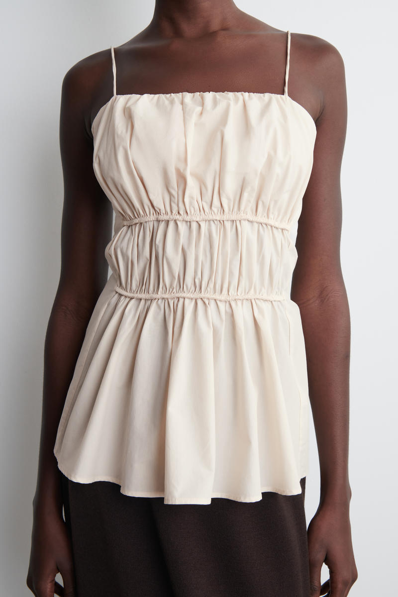 COS ギャザーコットントップ