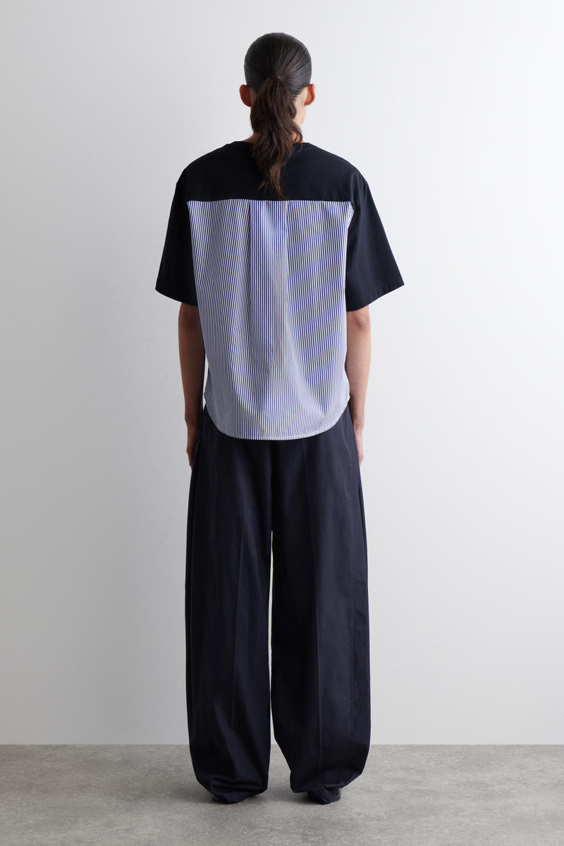 COS パネルTシャツ