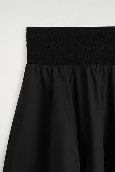 COS スモックパネルミディスカート