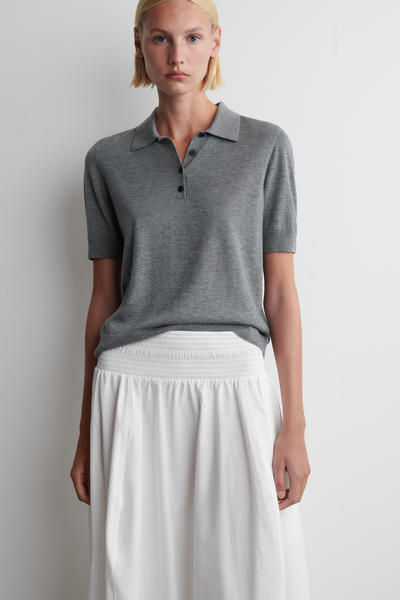 COS スモックパネルミディスカート