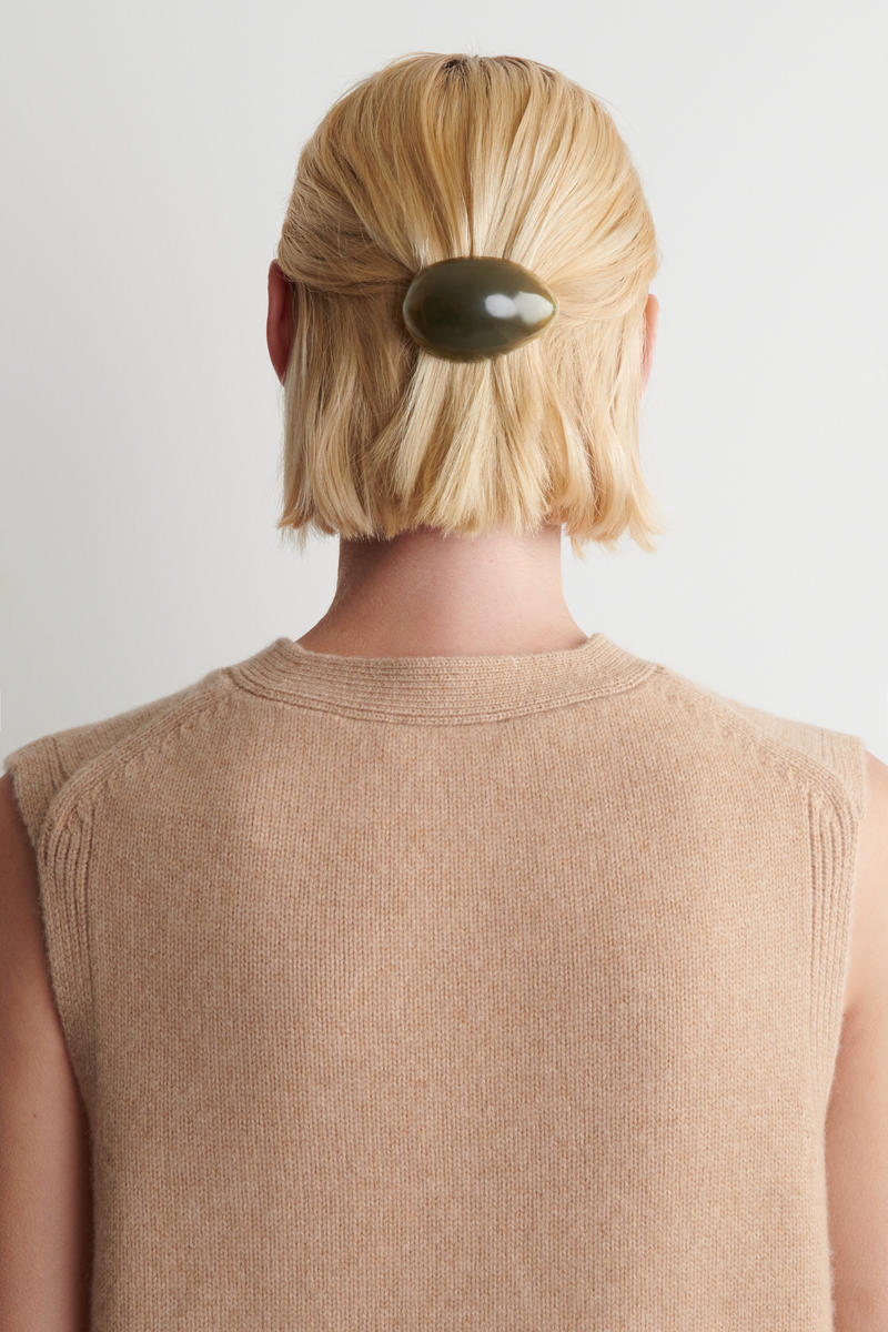 COS チャンキーカーブヘアバレッタ