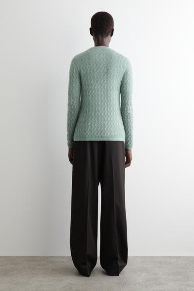 COS ポインテール編みモヘアカーディガン