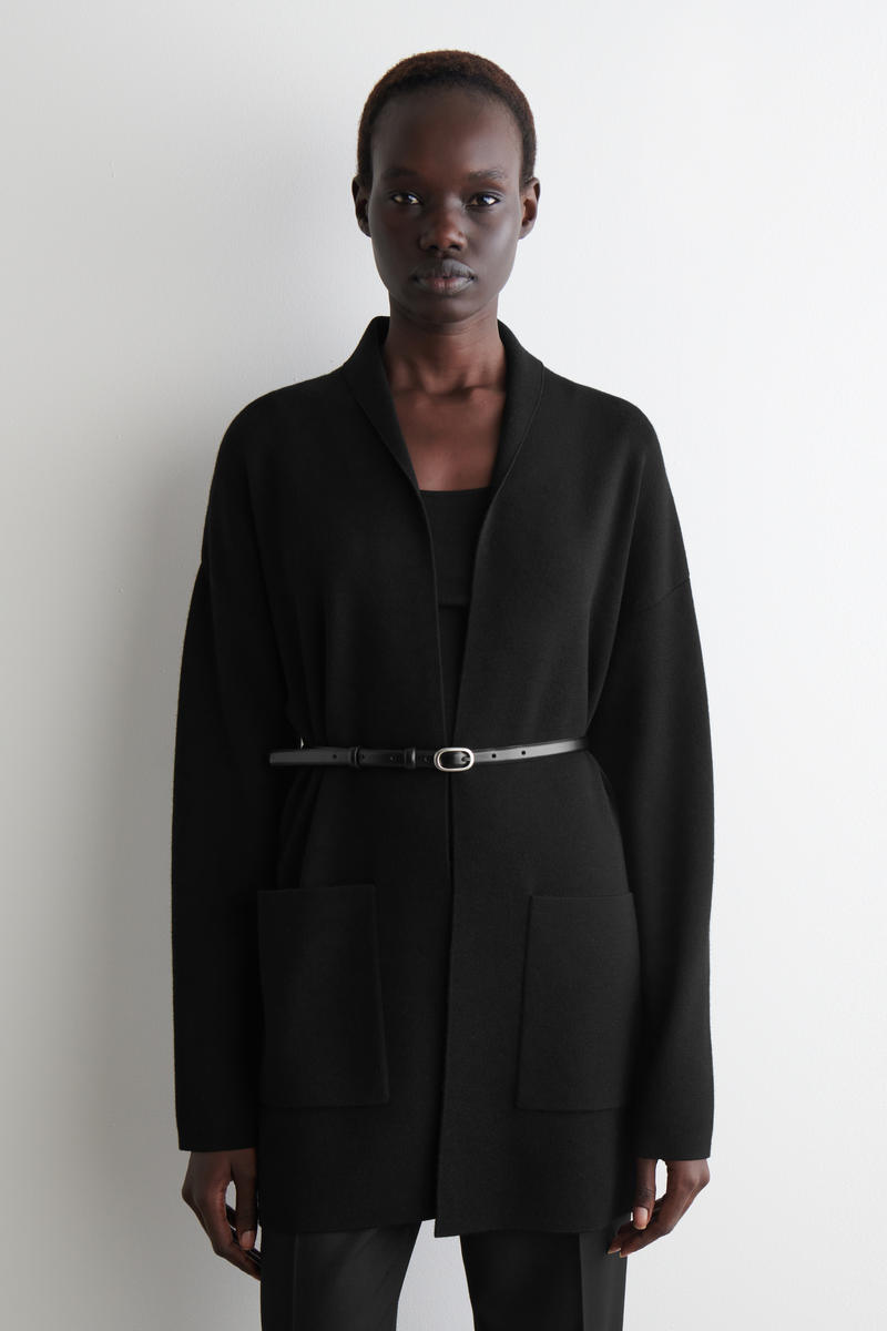 COS ドレープカラー メリノウールカーディガン